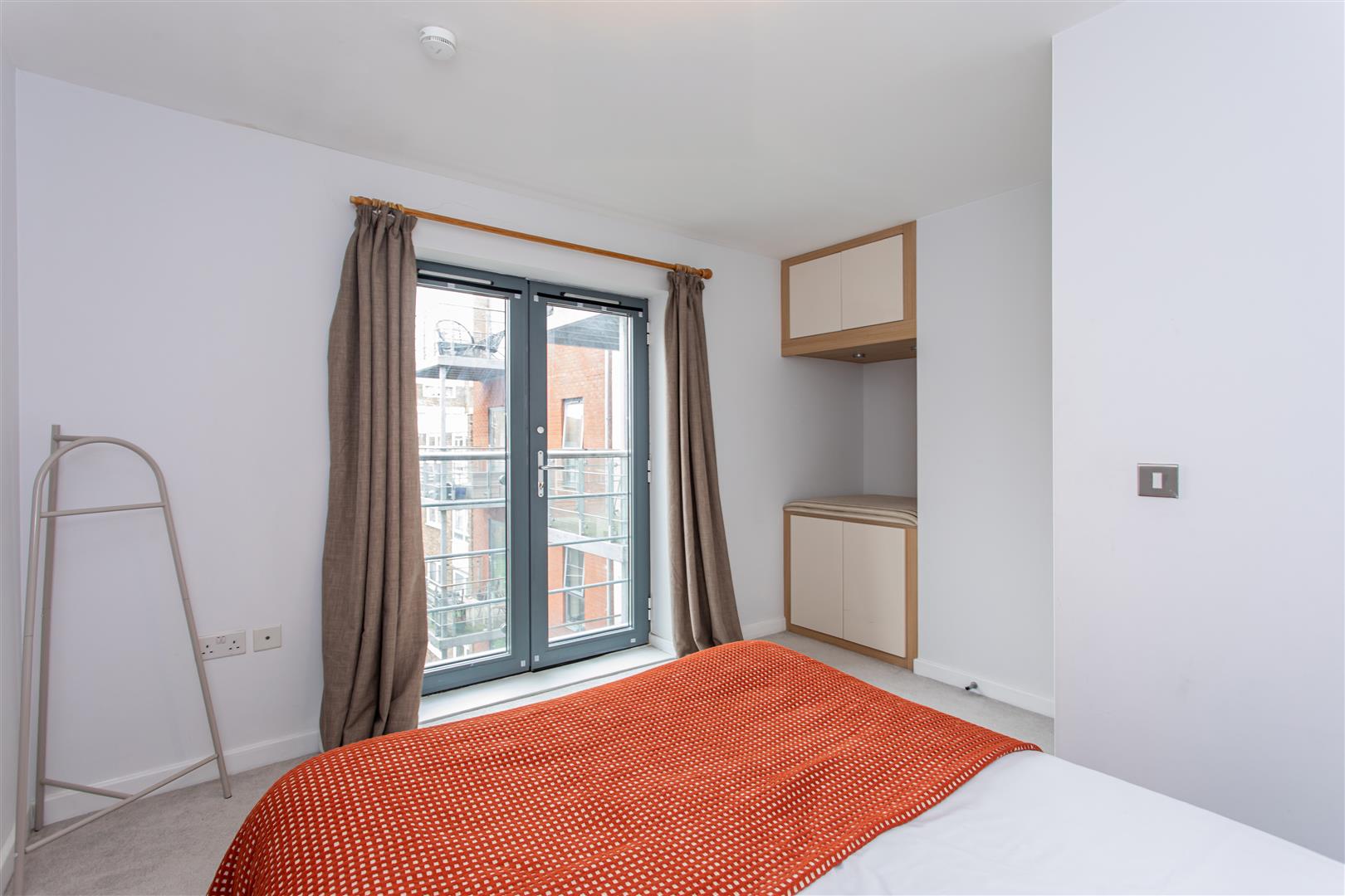 Blackett Apartments, Mile End